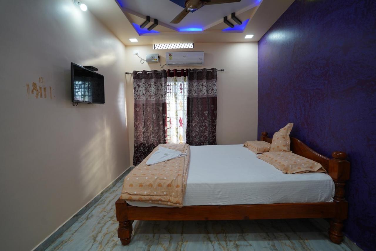 Akash Homestay Хампи Экстерьер фото